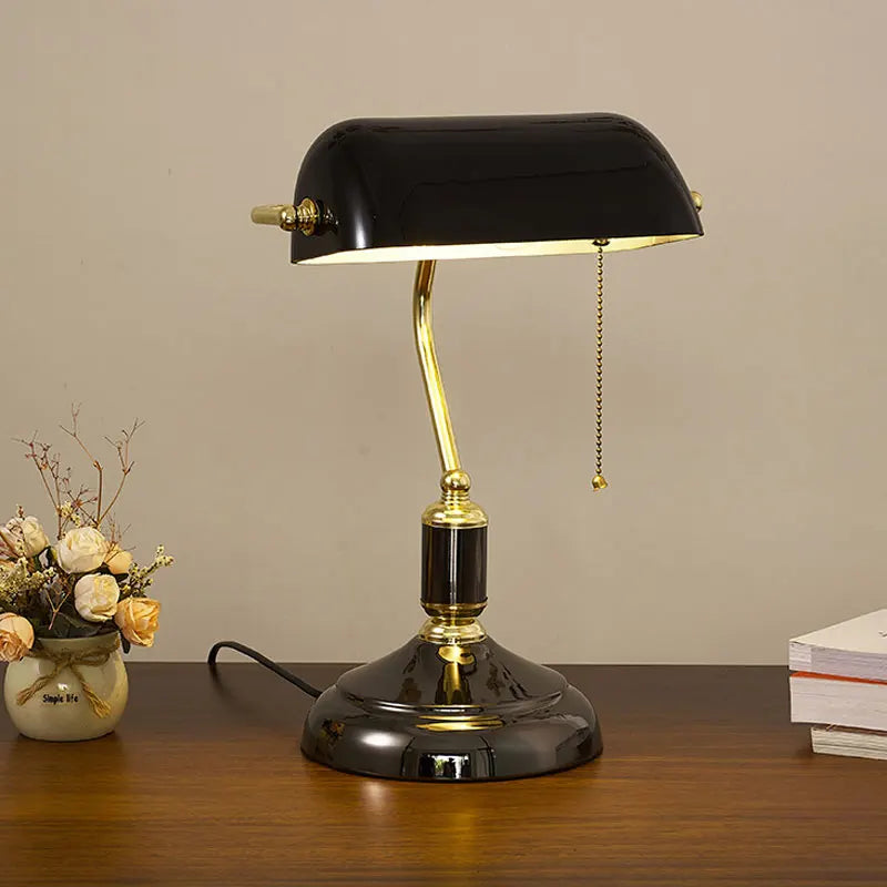 European Bank Table Lamp Retro Creative Personalized Glass Table Lamp Antique Bronze Living Room Bedroom Decorative Bedside Lamp